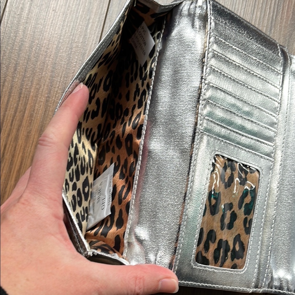 STEVEN MADDEN Black and Silver Studded Wallet - Picture 5 of 10